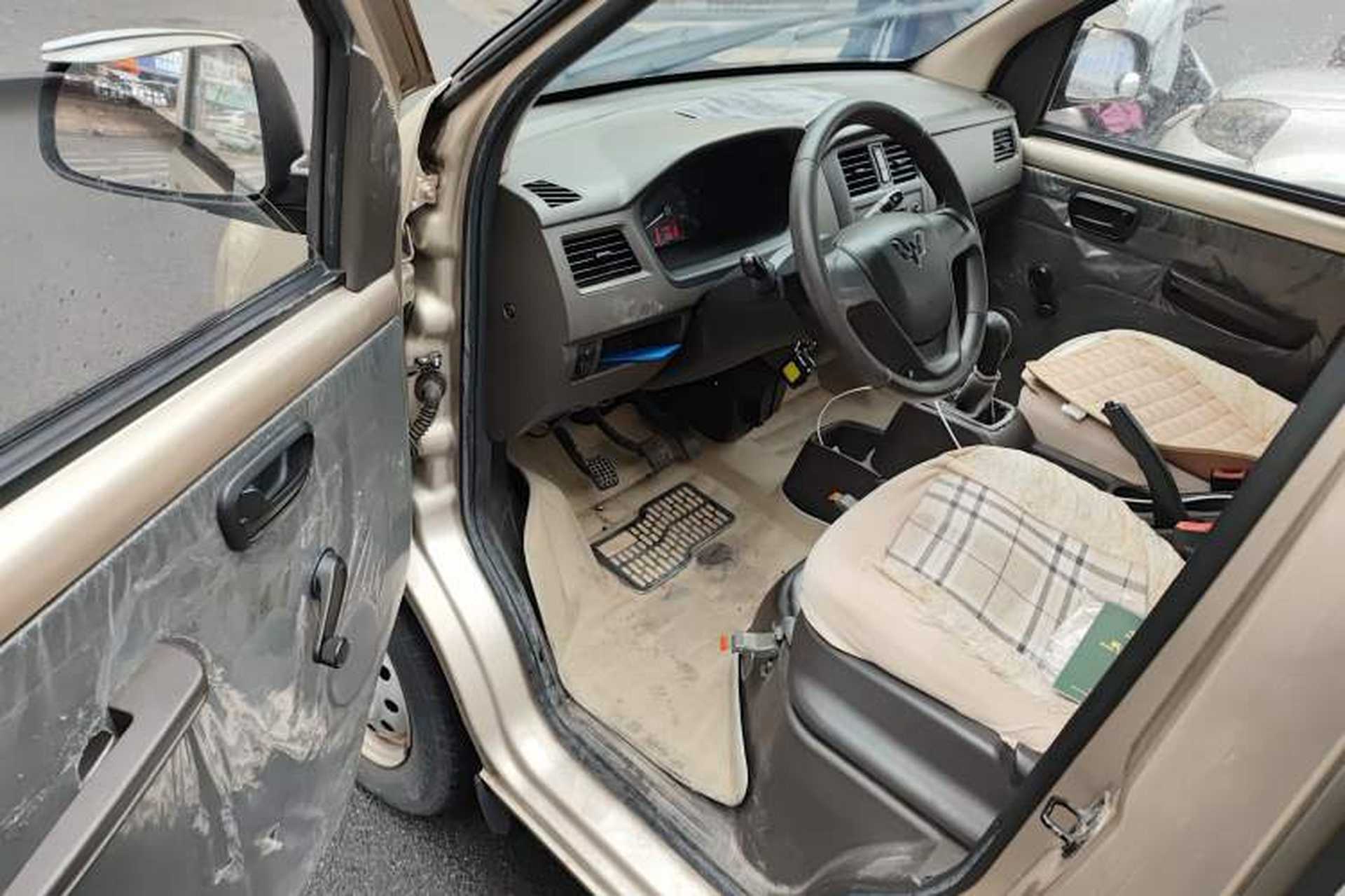 Used Wuling Rongguang 2015 1.2L S Base Model CNG Driver Seat