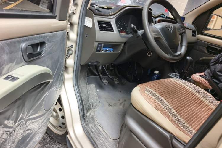 Used Wuling Rongguang 2015 1.2L S Base Model CNG Driver Seat