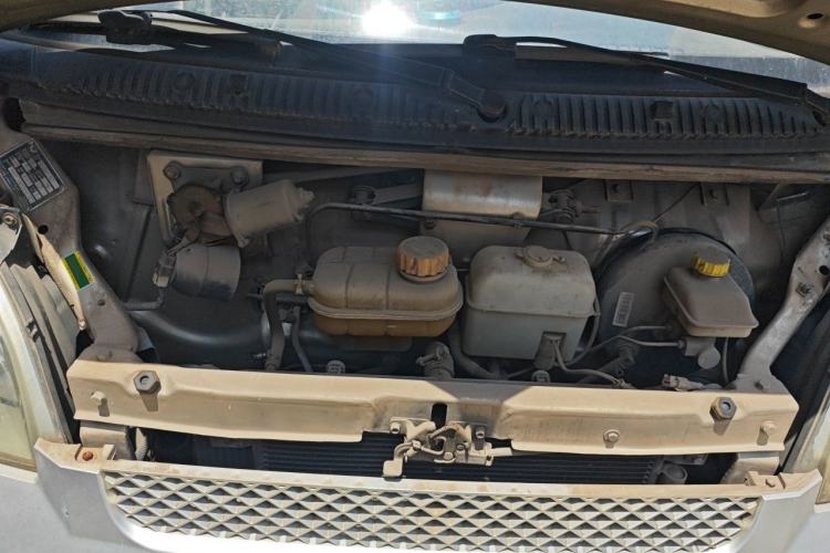 Used Wuling Rongguang 2015 1.2L S Standard CNG Model Engine Bay