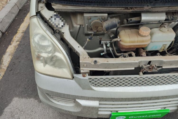 Used Wuling Rongguang 2015 1.2L S Base Model CNG Engine Bay Right