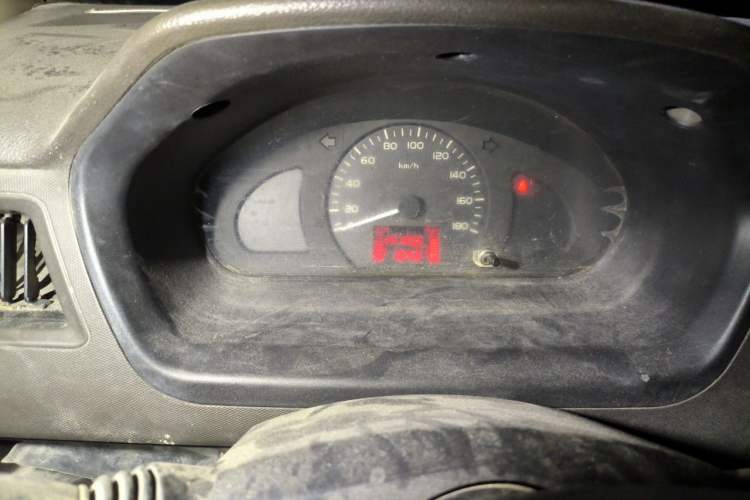Used Wuling Rongguang 2015 1.2L S Base Model CNG Instrument Cluster