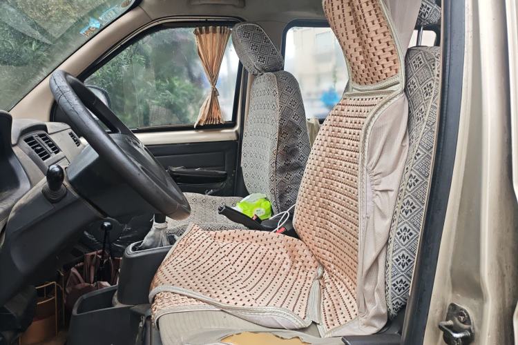 Used Wuling Rongguang 2015 1.2L S Base Model CNG Left Front Seat