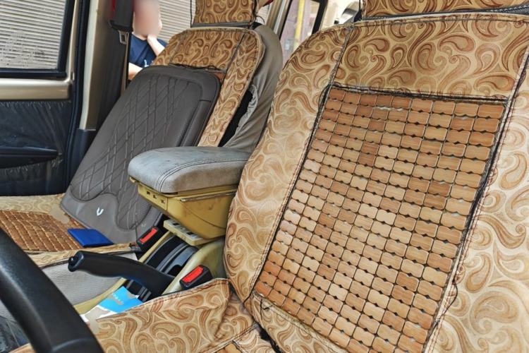 Used Wuling Rongguang 2015 1.2L S Standard CNG Model Left Front Seat