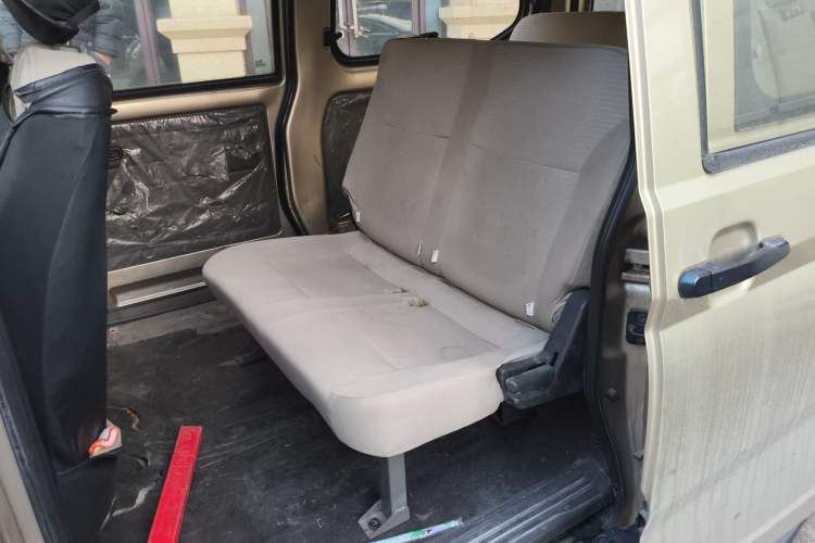 Used Wuling Rongguang 2015 1.2L S Base Model CNG Left Rear Seat