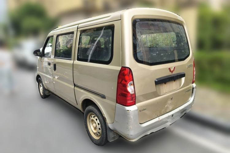 Used Wuling Rongguang 2015 1.2L S Base Model CNG Rear Left 45 Deg