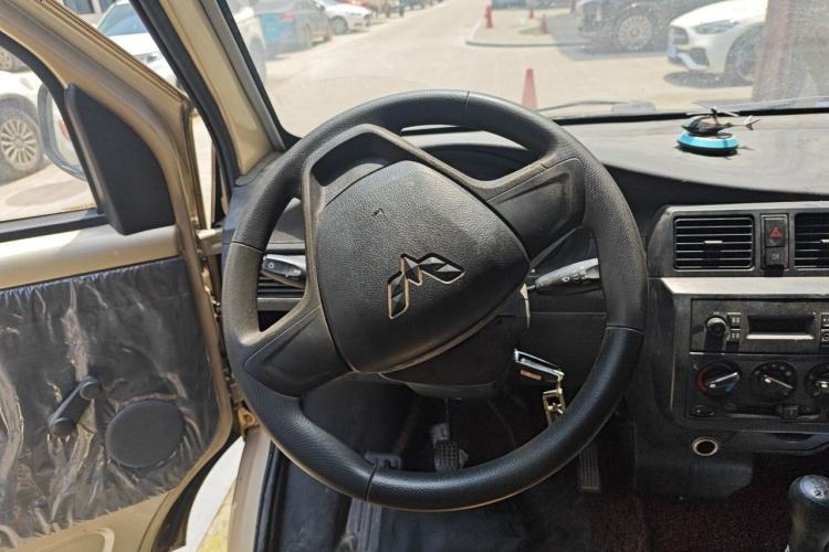 Used Wuling Rongguang 2015 1.2L S Standard CNG Model Steering Wheel