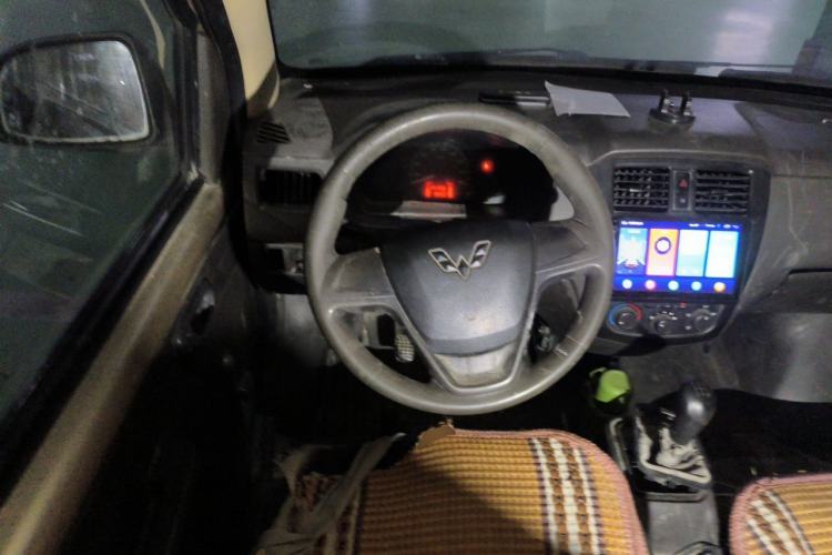 Used Wuling Rongguang 2015 1.2L S Base Model CNG Steering Wheel