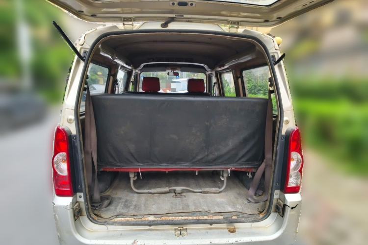 Used Wuling Rongguang 2015 1.2L S Base Model CNG Trunk