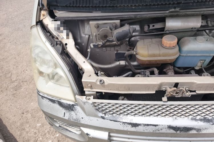 Used Wuling Rongguang  Engine Bay Right
