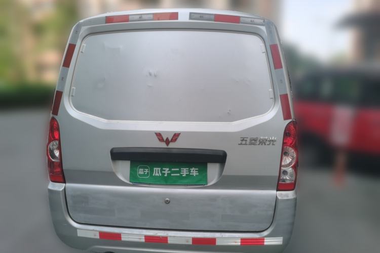 Used Wuling Rongguang  Rear