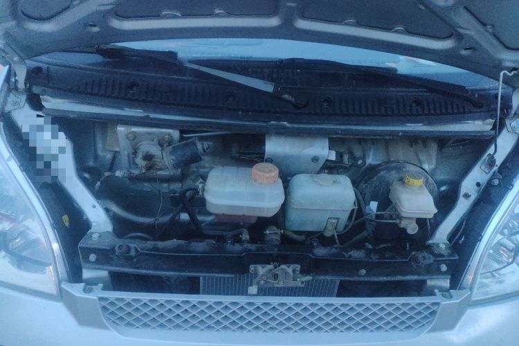 Used Wuling Rongguang  Engine Bay