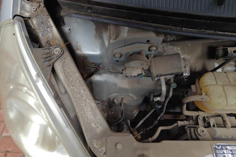 Used Wuling Rongguang  Engine Bay Right