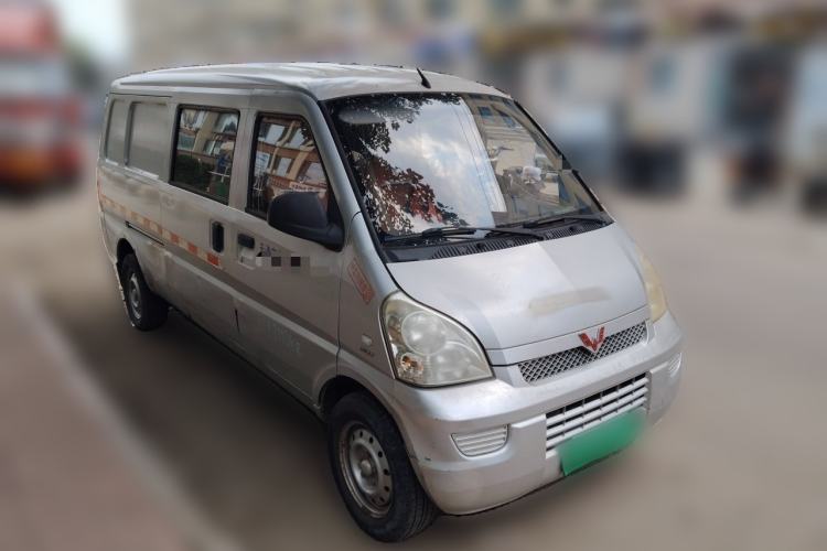 Used Wuling Rongguang  Front Right 45 Deg
