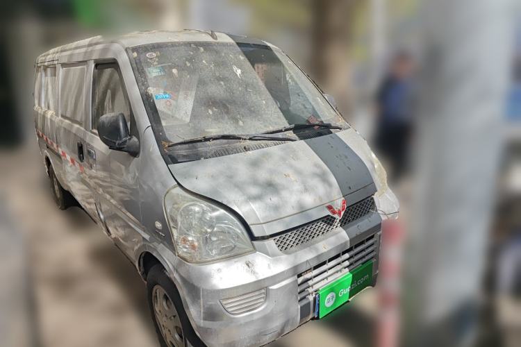 Used Wuling Rongguang  Front Right 45 Deg