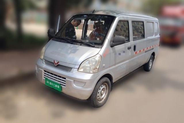 Wuling Rongguang 2016 Wuling Rongguang 1.2L manual 5-seater gasoline van с пробегом