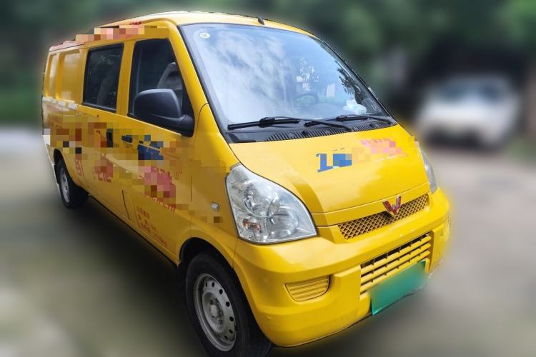 Used Wuling Rongguang  Front Right 45 Deg