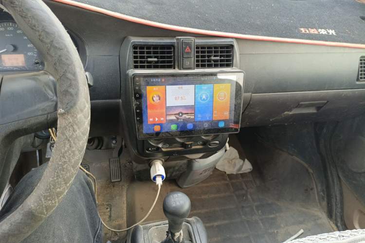 Used Wuling Rongguang 2017 1.5L Extended Basic Version Audio And AC Panel