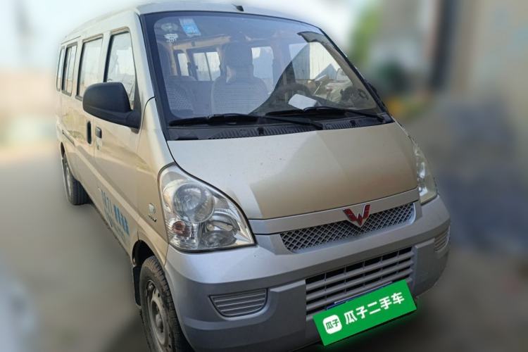 Used Wuling Rongguang 2017 1.5L Extended Basic Version Front Right 45 Deg