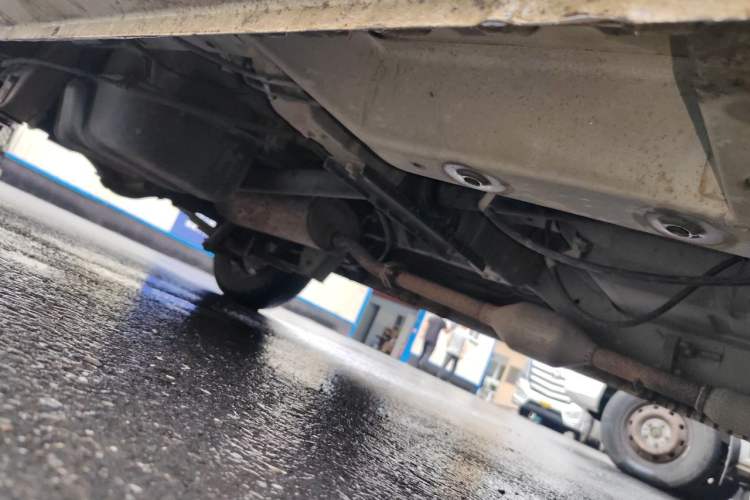 Used Wuling Rongguang  Chassis Front Right