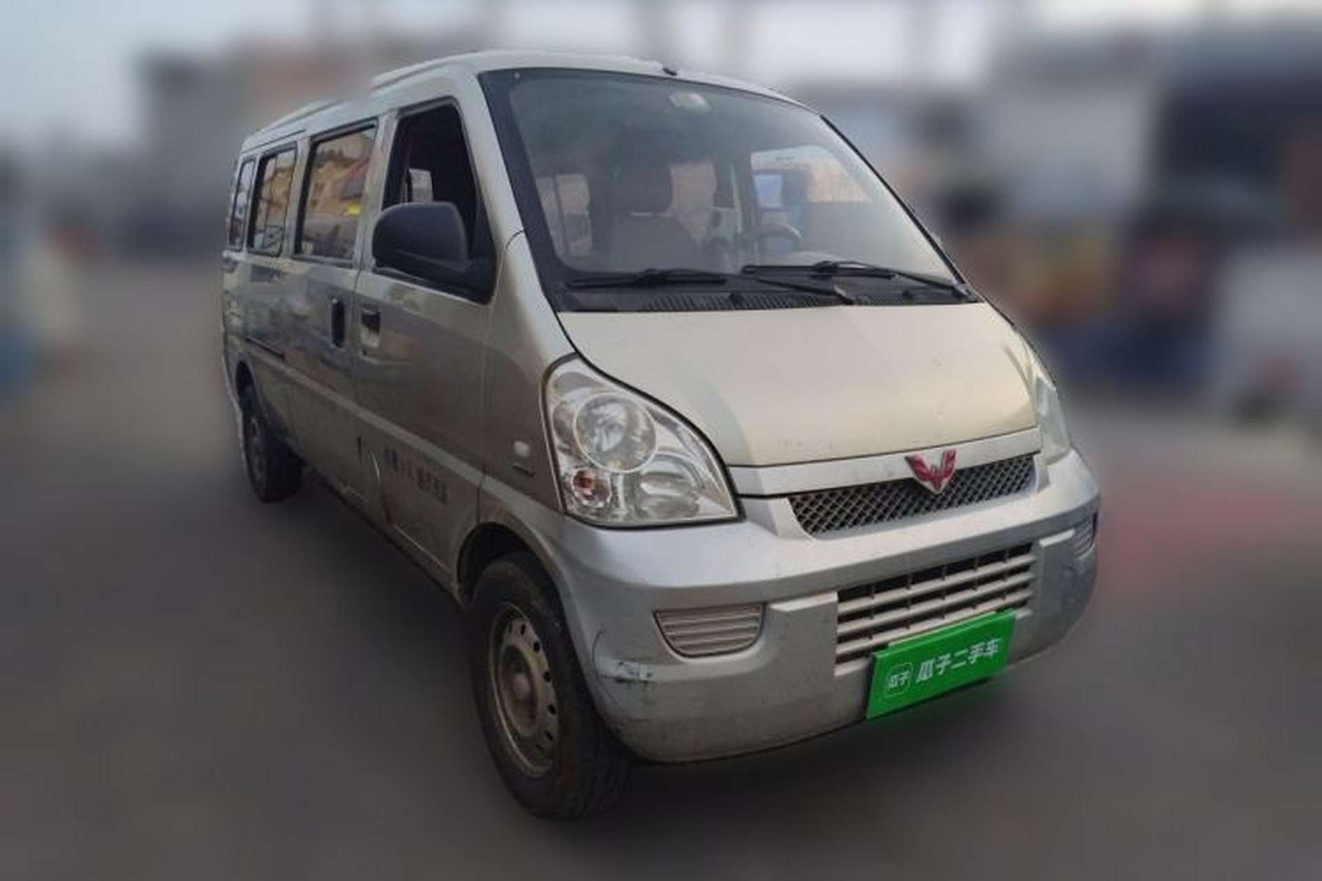 Used Wuling Rongguang 2017 1.5L Extended Basic Version Front Right 45 Deg