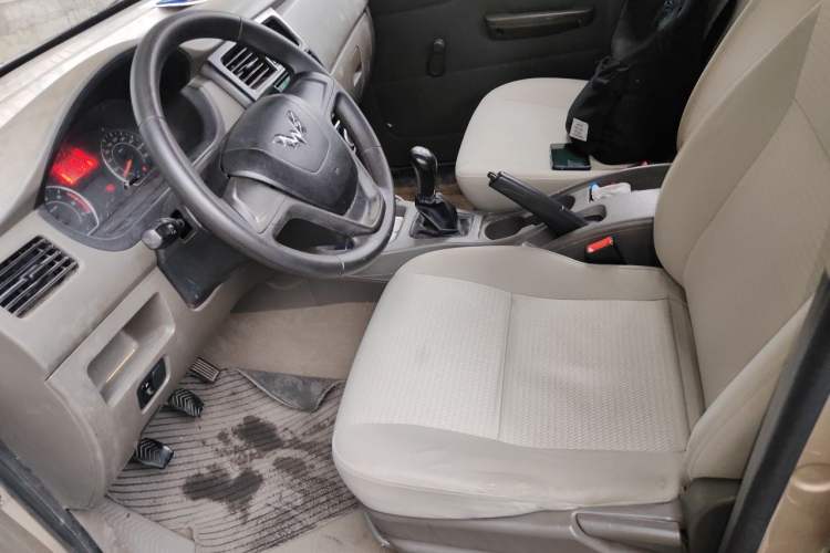 Used Wuling Rongguang  Left Front Seat