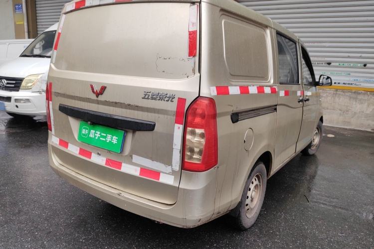 Used Wuling Rongguang  Rear Right 45 Deg