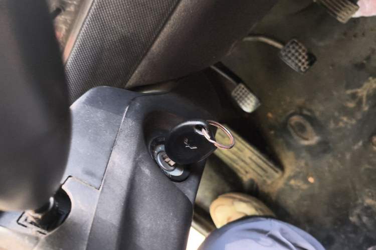 Used Wuling Rongguang 2017 1.5L Extended Basic Version Vehicle Key