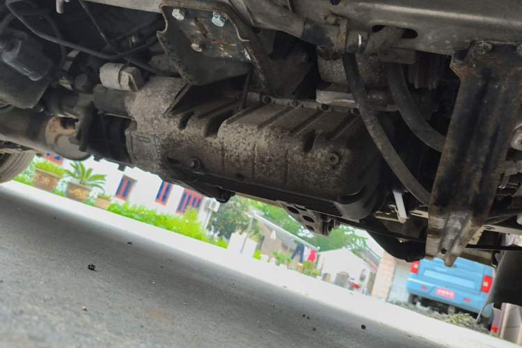 Used Wuling Rongguang 2017 1.5L Extended Basic Version Chassis Front Right
