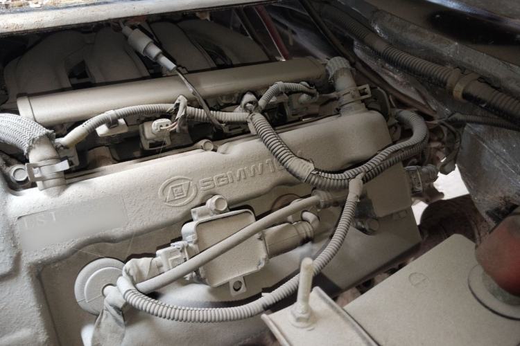 Used Wuling Rongguang  Engine Bay Left