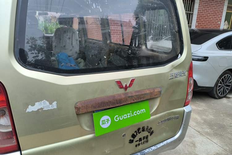 Used Wuling Rongguang 2017 1.5L Extended Basic Version Rear