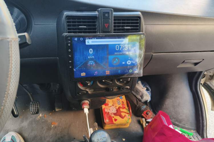 Used Wuling Rongguang 2017 1.5L Extended Basic Version Audio And AC Panel