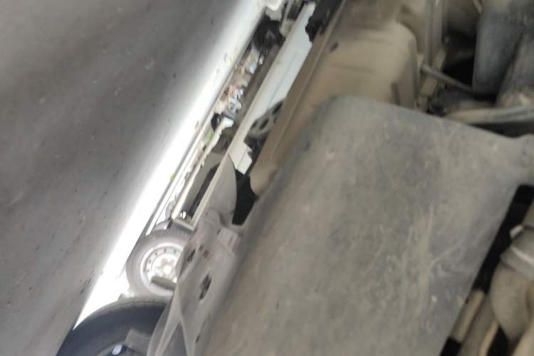 Used Wuling Rongguang 2017 1.5L Extended Basic Version Chassis Front Right