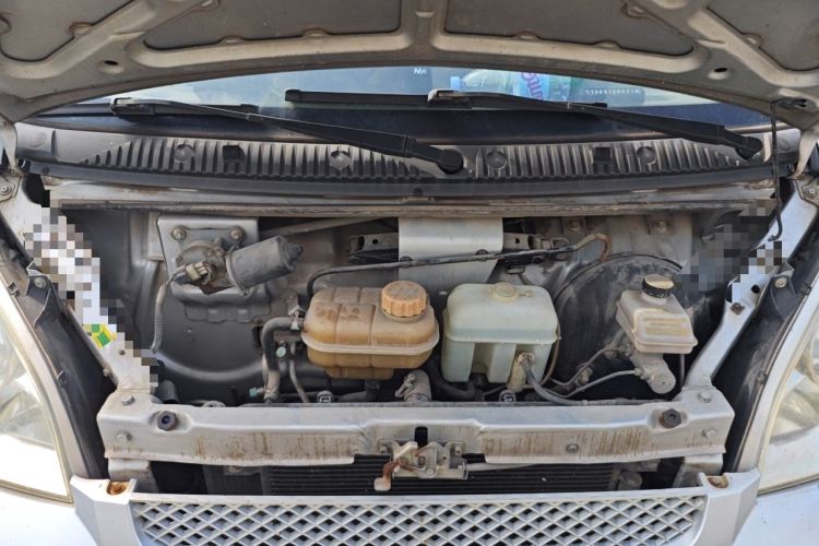 Used Wuling Rongguang 2017 1.5L Extended Basic Version Engine Bay