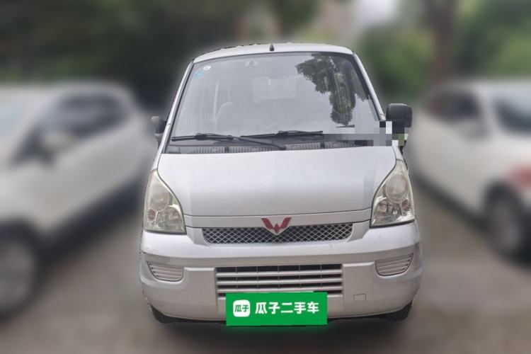 Used Wuling Rongguang 2017 1.5L Extended Basic Version Front