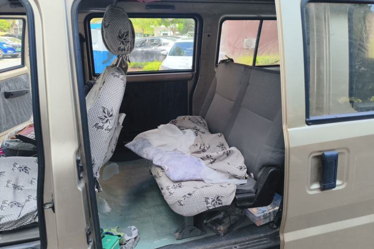 Used Wuling Rongguang 2017 1.5L Extended Basic Version Left Rear Seat