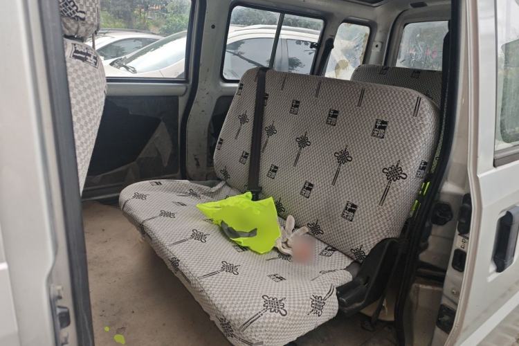 Used Wuling Rongguang 2017 1.5L Extended Basic Version Left Rear Seat