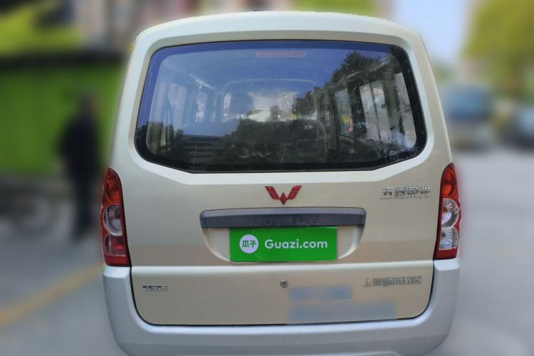 Used Wuling Rongguang 2017 1.5L Extended Basic Version Rear