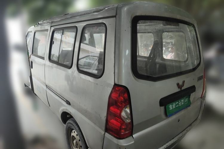 Used Wuling Rongguang 2017 1.5L Extended Basic Version Rear Left 45 Deg