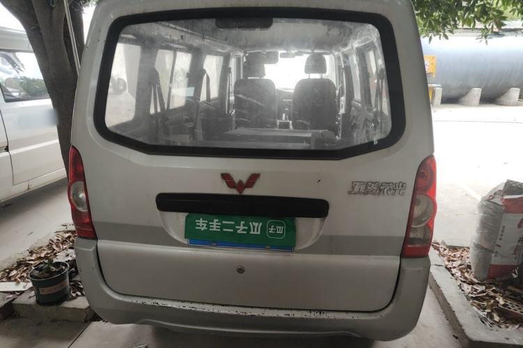 Used Wuling Rongguang 2017 1.5L Extended Basic Version Rear