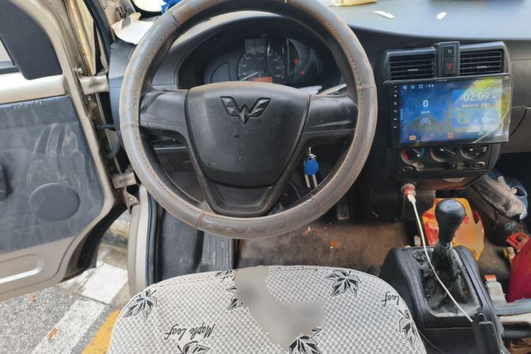 Used Wuling Rongguang 2017 1.5L Extended Basic Version Steering Wheel