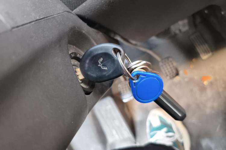 Used Wuling Rongguang 2017 1.5L Extended Basic Version Vehicle Key