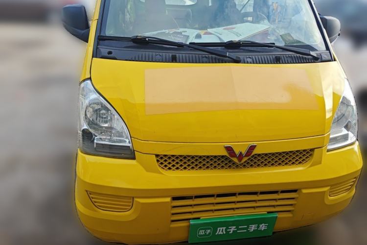 Used Wuling Rongguang 2017 1.5L Extended Basic Version Front
