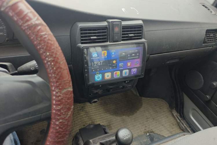 Used Wuling Rongguang 2017 1.5L Extended Basic Version Audio And AC Panel