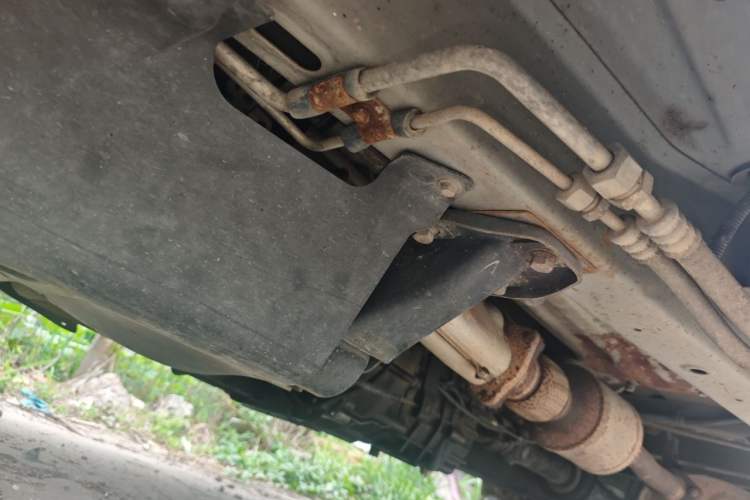 Used Wuling Rongguang 2017 1.5L Extended Basic Version Chassis Front Left