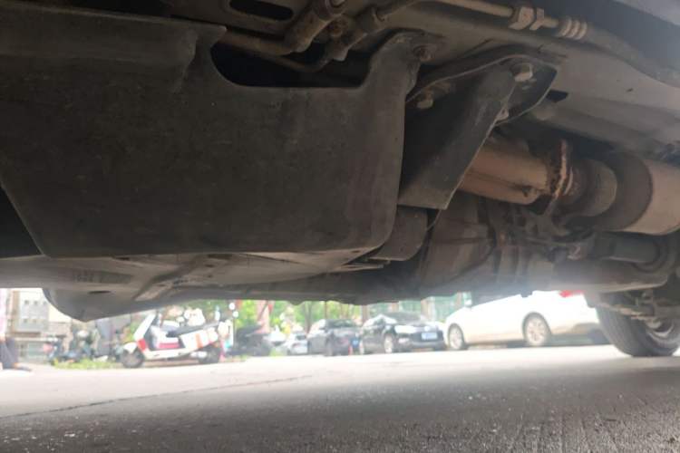 Used Wuling Rongguang 2017 1.5L Extended Basic Version Chassis Front Left