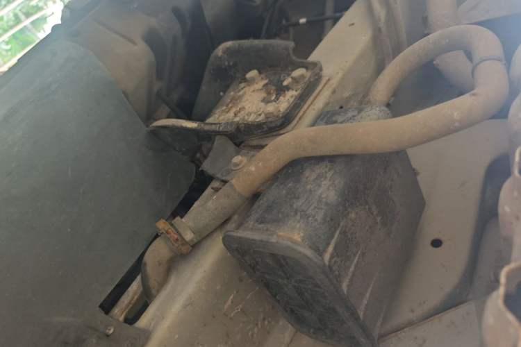 Used Wuling Rongguang 2017 1.5L Extended Basic Version Chassis Front Right