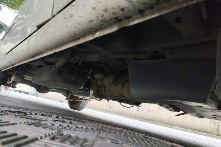 Used Wuling Rongguang 2017 1.5L Extended Basic Version Chassis Front Right