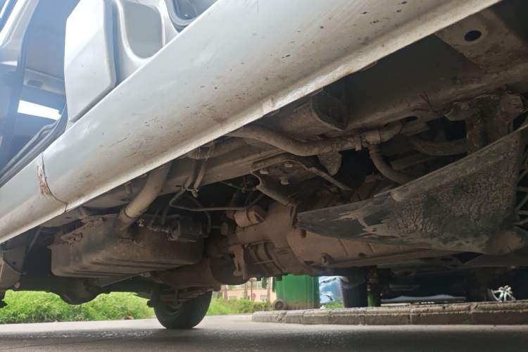 Used Wuling Rongguang 2017 1.5L Extended Basic Version Chassis Front Right