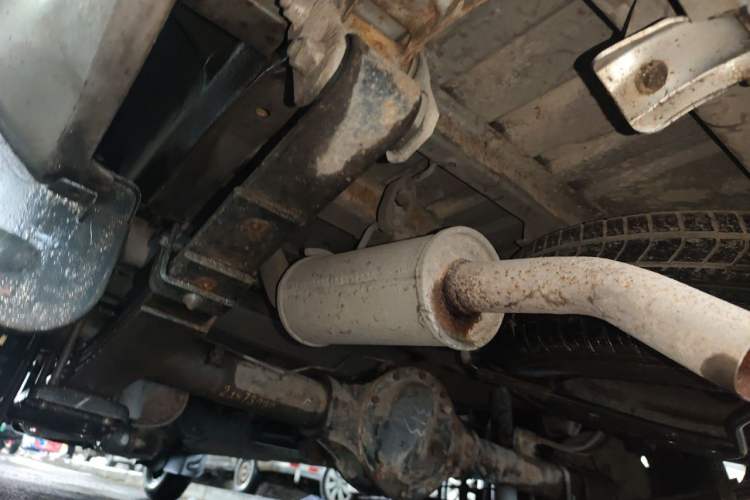 Used Wuling Rongguang 2017 1.5L Extended Basic Version Chassis Rear Left