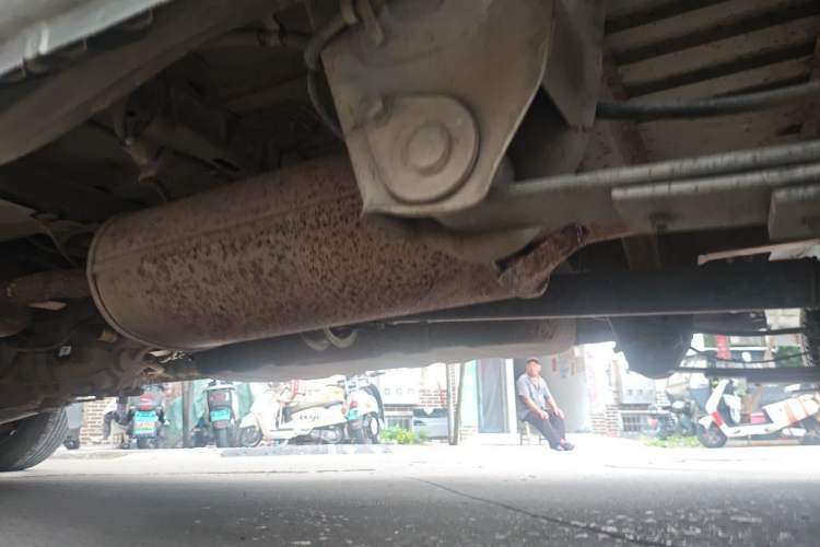 Used Wuling Rongguang 2017 1.5L Extended Basic Version Chassis Rear Left
